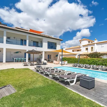 Bellevue Villa *